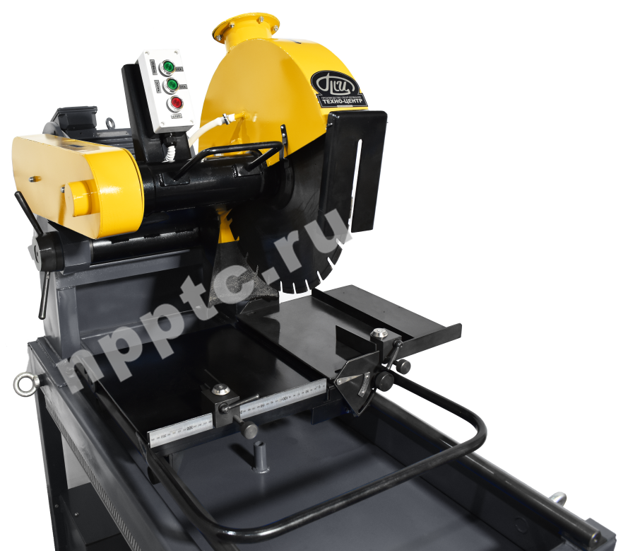 Станок для резки футеровочных кирпичей и огнеупоров