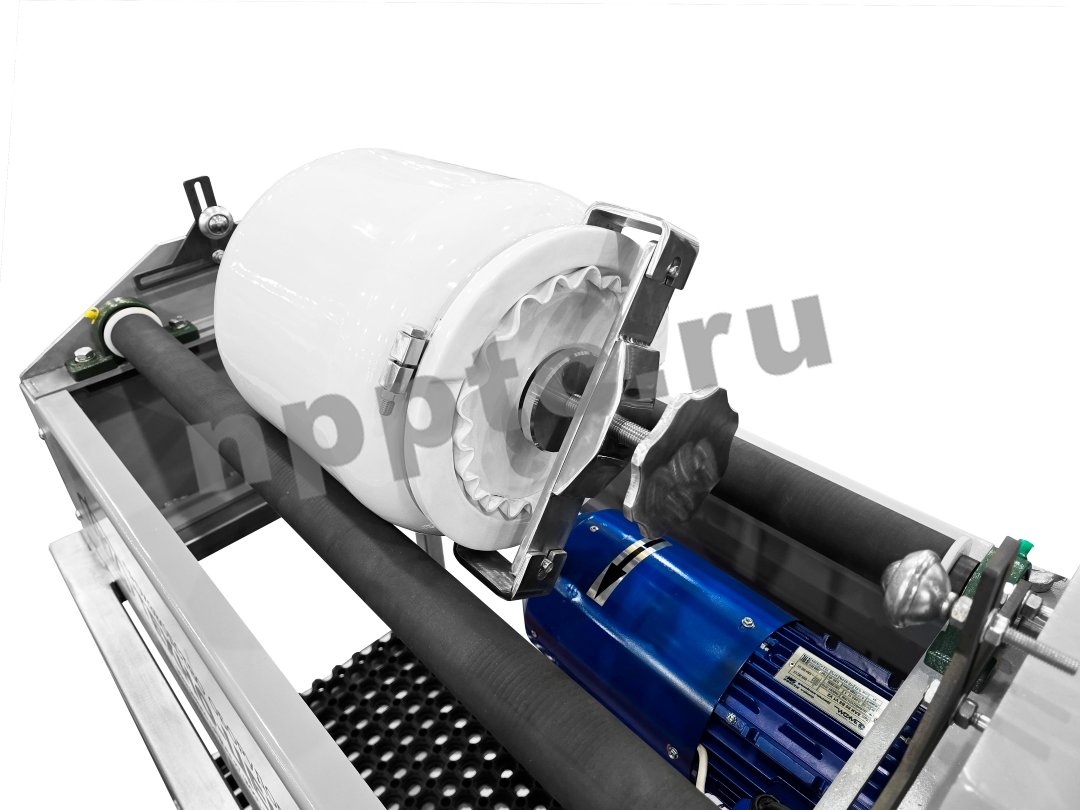 Мельницы шаровые с приводом от валков с двумя валками