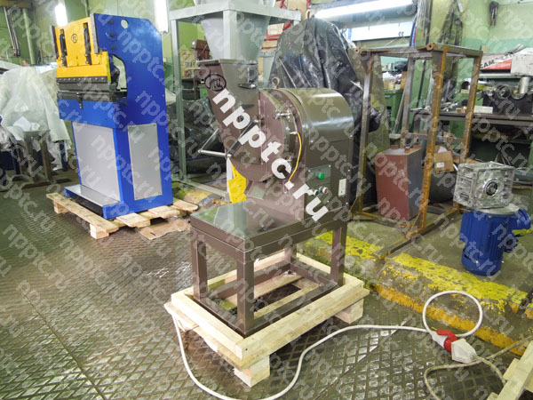 Дробилка ударно-центробежная ДУЦ-10